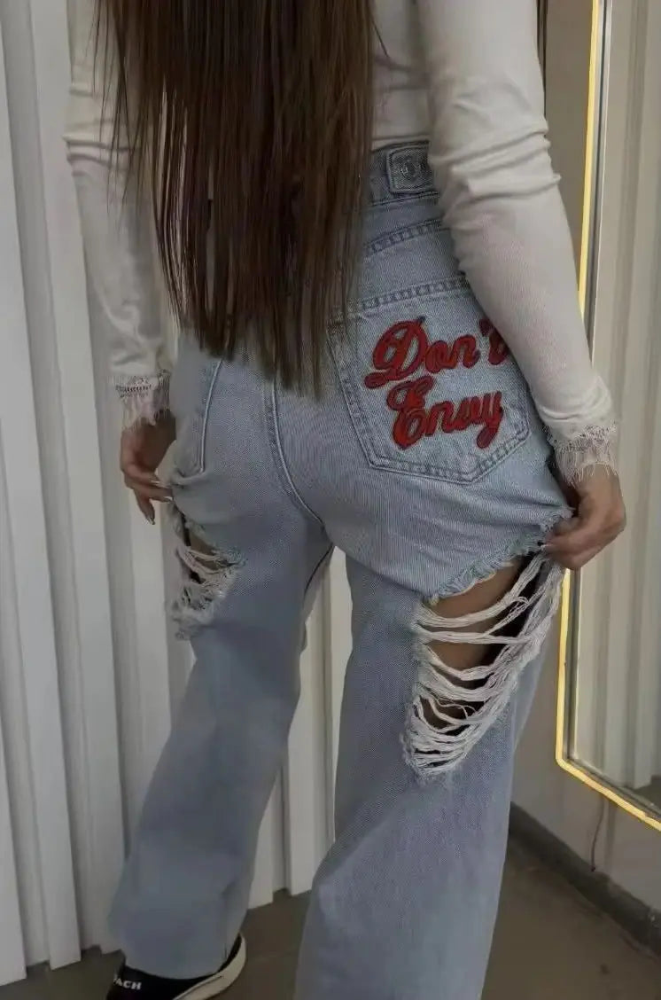 Women's ripped embroidered jeans low-waist straight jeans classic regular fit jeans comfortable and stretchy vintage clothing